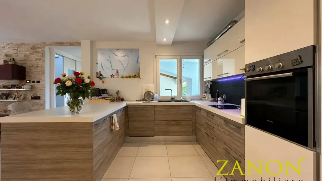 Cucina - Modern House with Garden in Codroipo