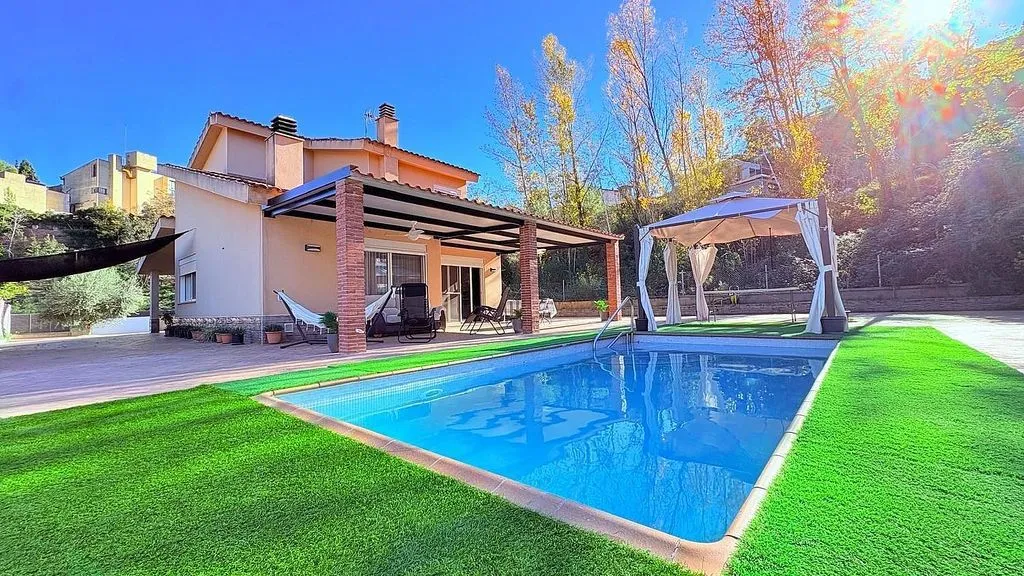 Piscine - Modern Chalet with Pool in Can Font