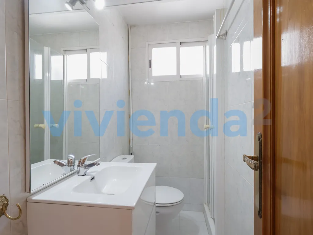 Salles de bain - Apartment with Terrace in Madrid