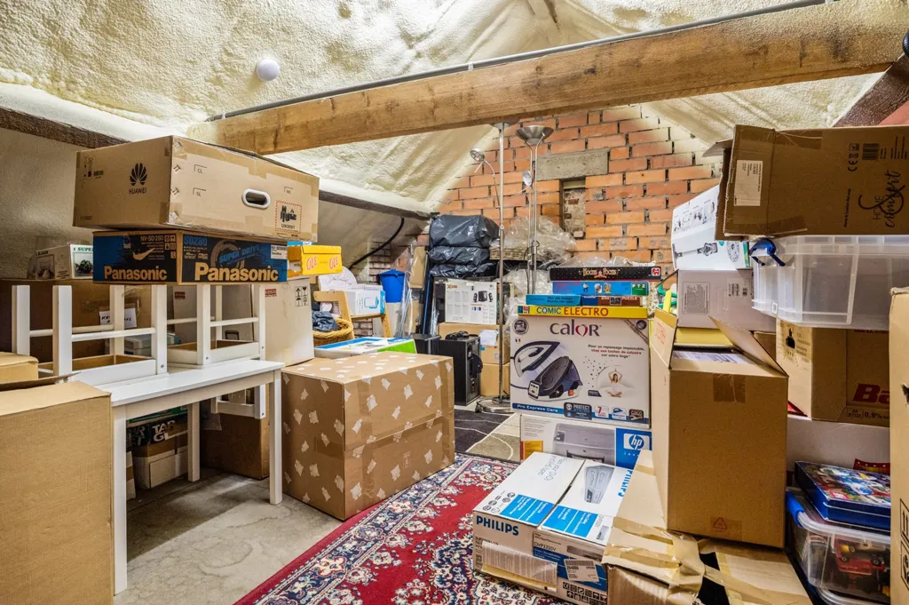 Utility Room - Central Semi-Open House with Solar Panels in Wijnegem