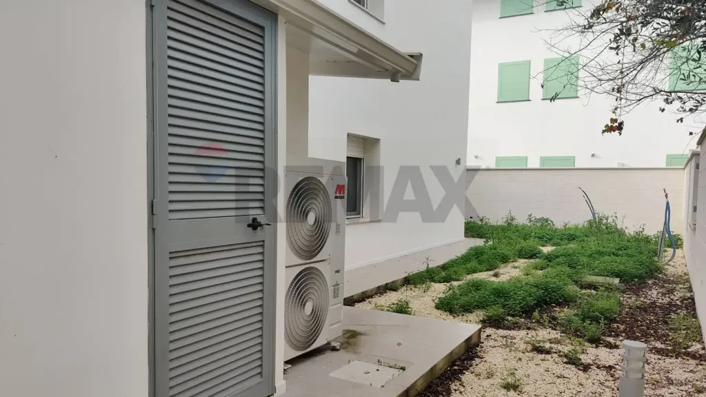 Jardin - Rustic Villa with Solar Panels in Manfredonia