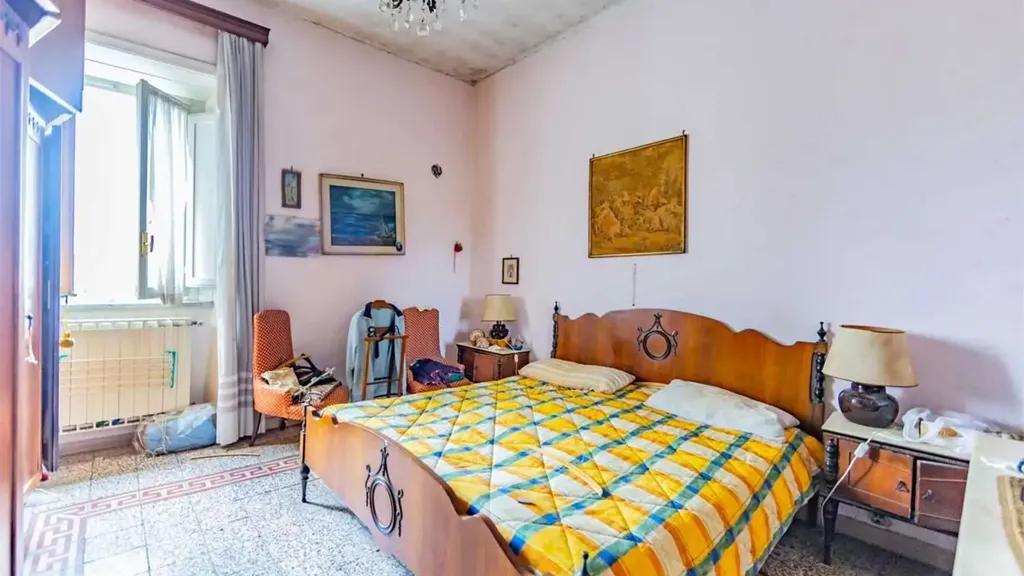 Bedrooms - Three-Bedroom Apartment in Tivoli