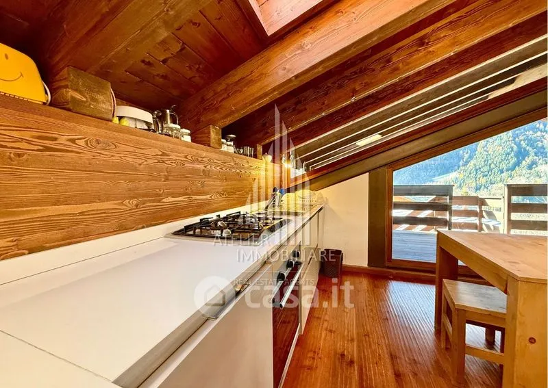 Cucina - Mansard Apartment with Mountain View in Pré-Saint-Didier