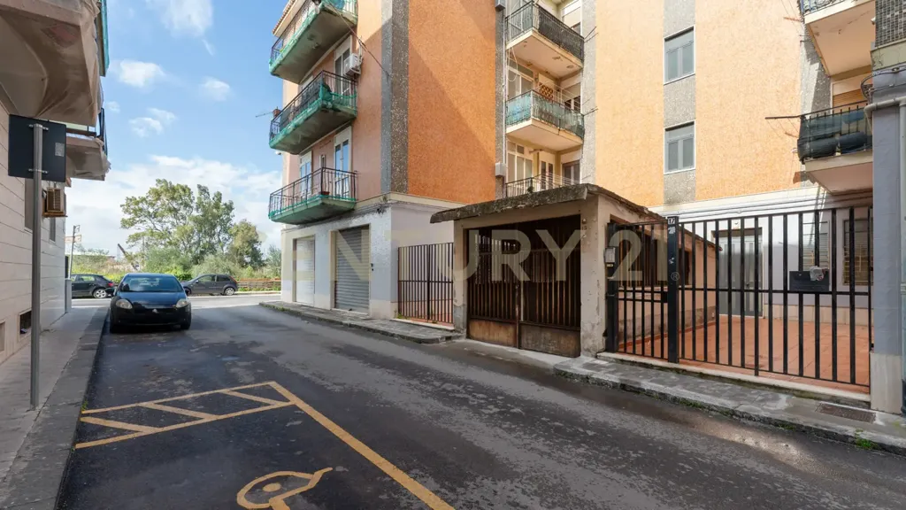 6-room apartment in IT