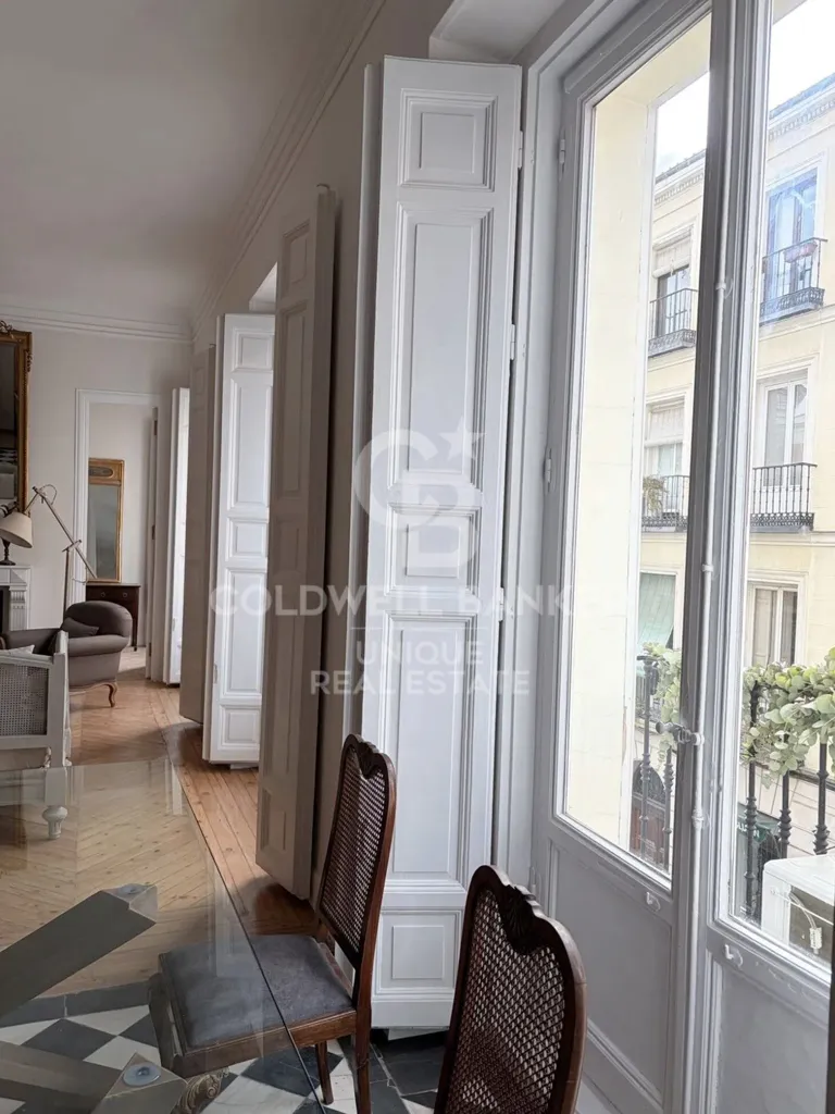 Séjour - Renovated Flat with Balconies in Madrid