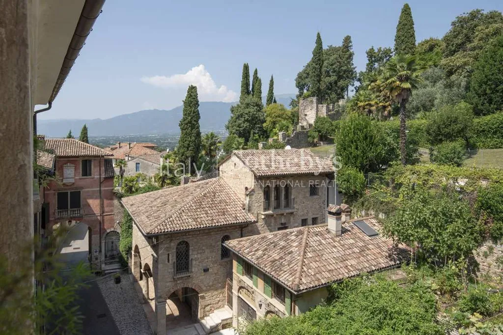 Extérieur - Restored Attic Apartment with Panoramic Terrace in Asolo