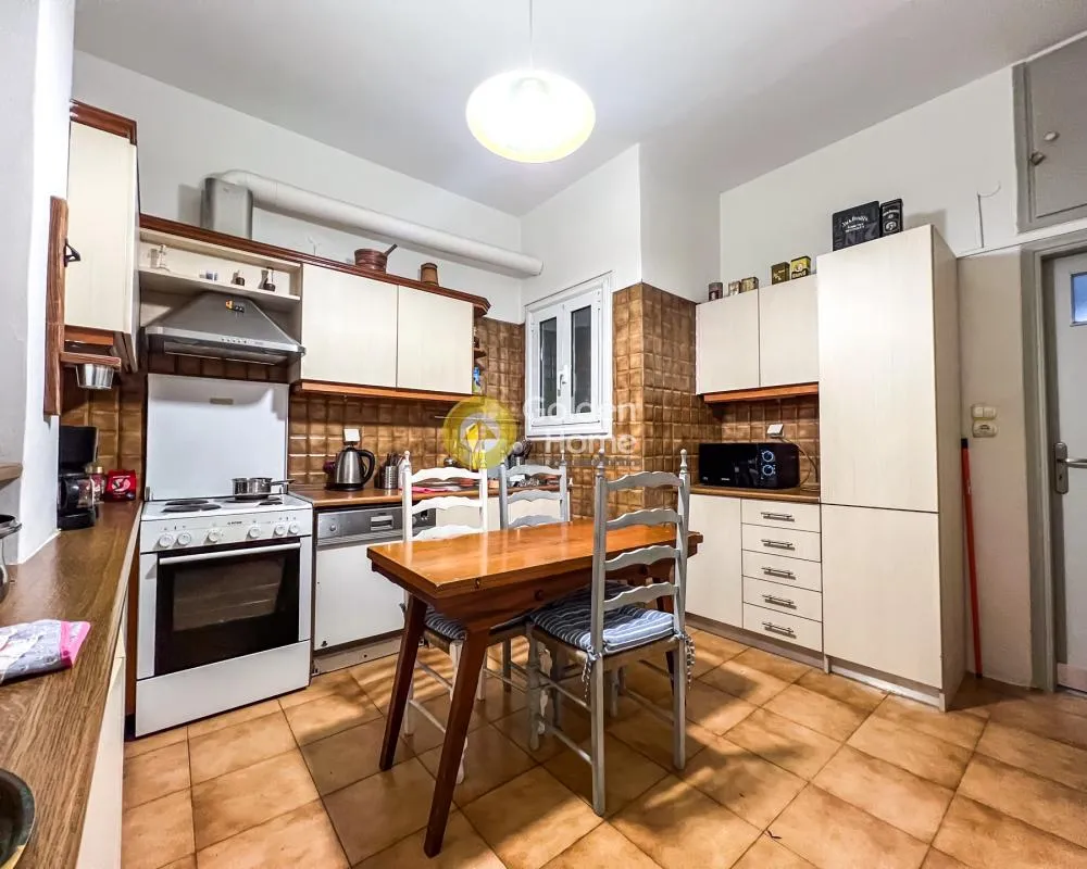 3-toaline korter asukohas GR