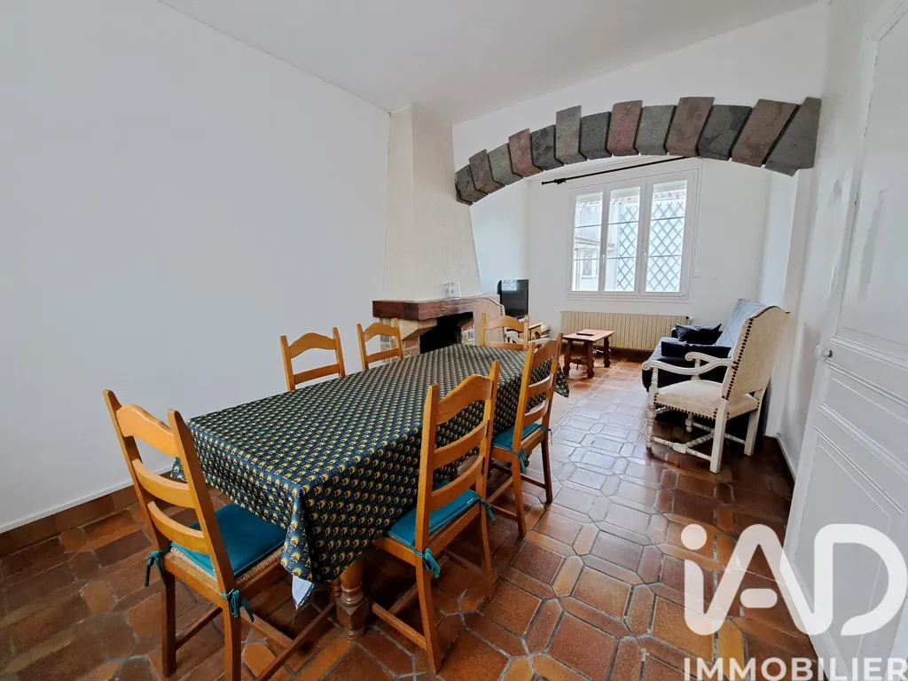 Salle à manger - Maison de ville meublée avec terrasse à Montdidier