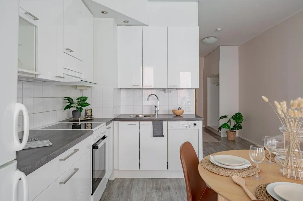 Cuisine - City Apartment with Balcony in Helsinki