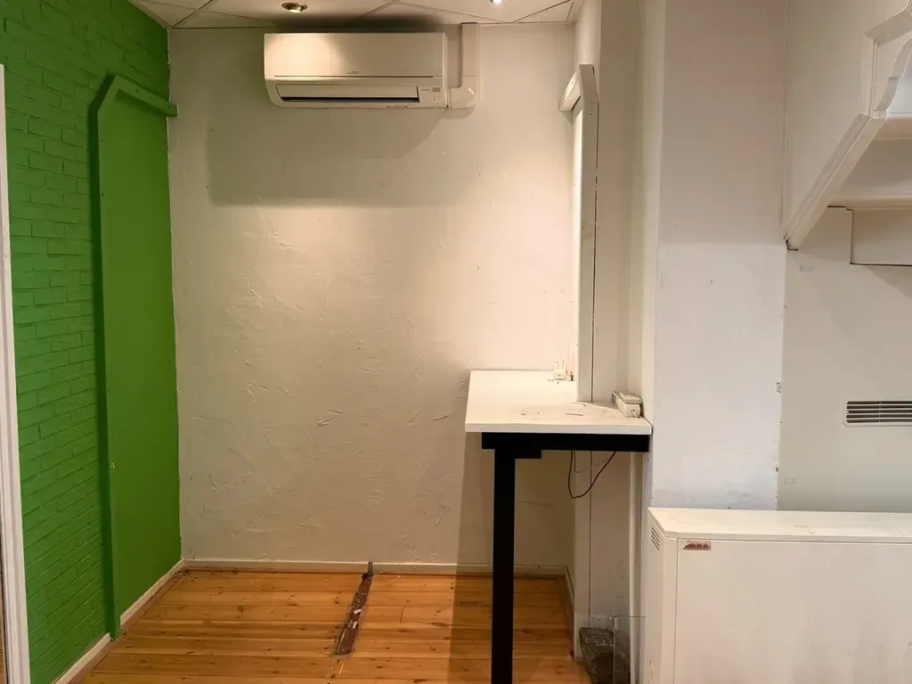 Stanze - Duplex Commercial Property in Maaseik Centre