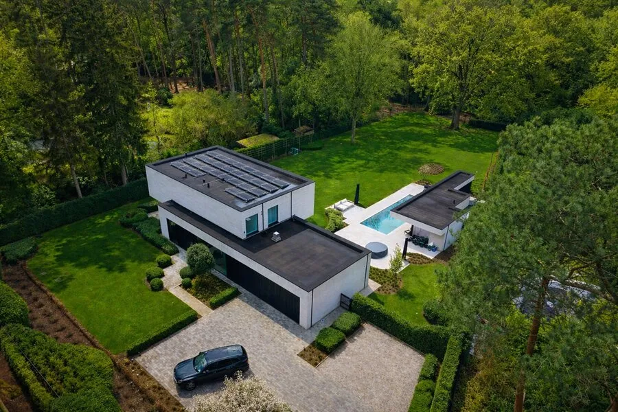 Vue aérienne - Villa Haut de Gamme avec Piscine à Schilde