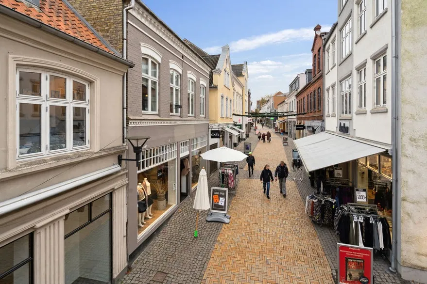 Extérieur - Renovated Shop with Central Location in Aabenraa