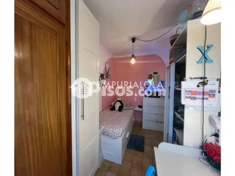 Magamistoad - Reformed Apartment with Terrace in Empuriabrava