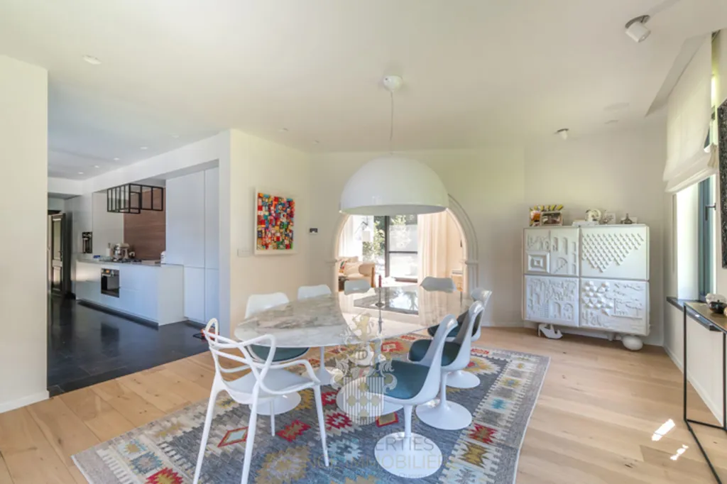 Salle à manger - Villa Rénovée avec Espace Wellness à Uccle
