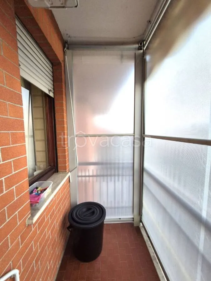 Balcon - Two-Storey Apartment with Balcony in Vinovo