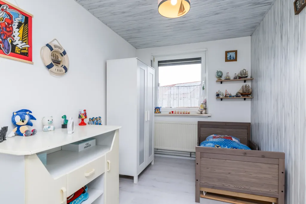 Magamistoad - Corner House with Garden in Brunssum