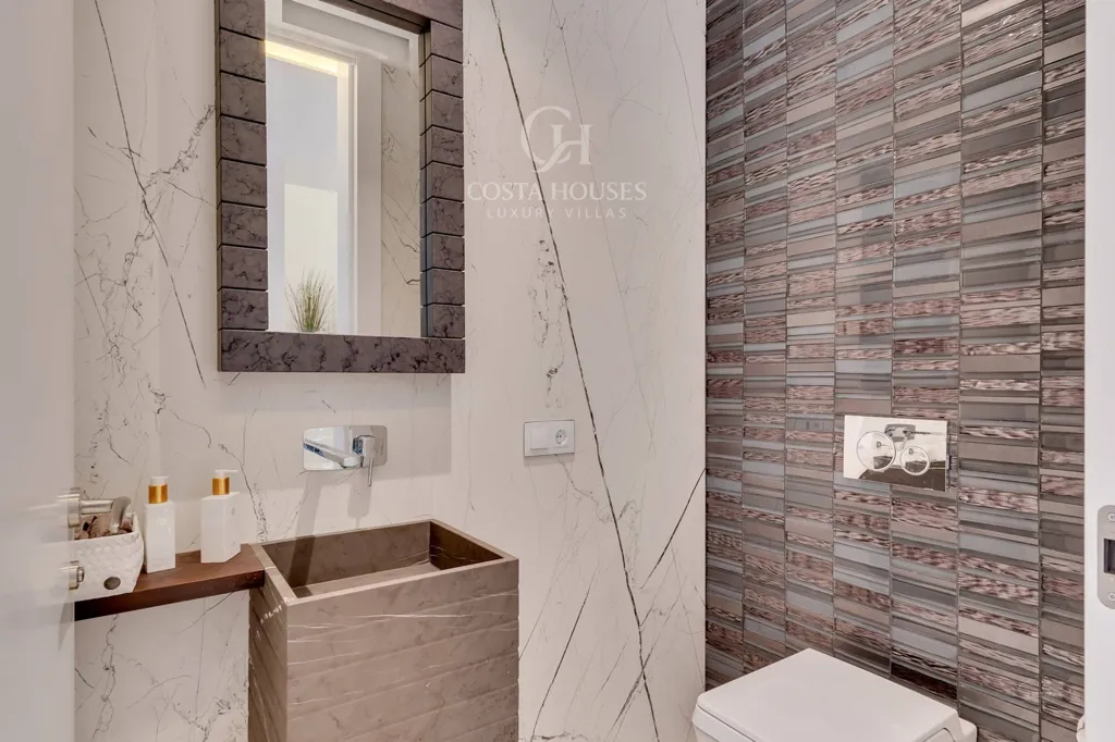 Vannitoad - Contemporary Villa with Seafront Views in Jávea