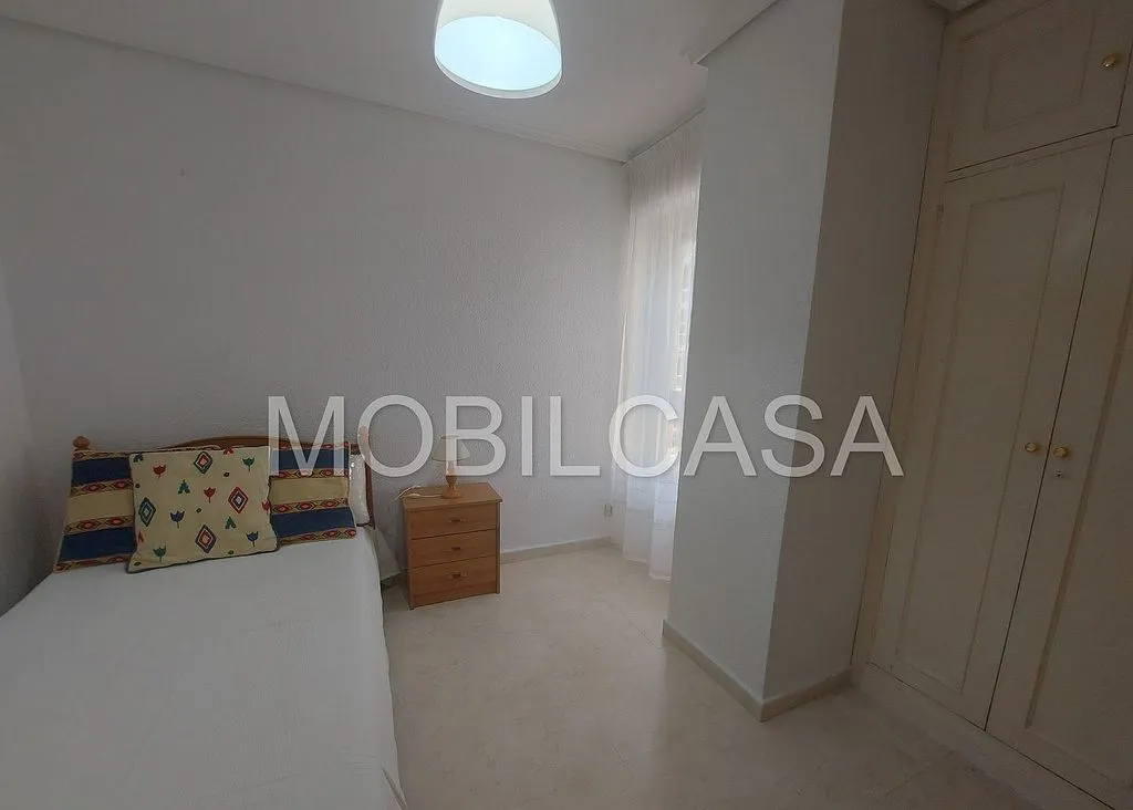 Chambres - Bright Apartment with Balcón in Elche