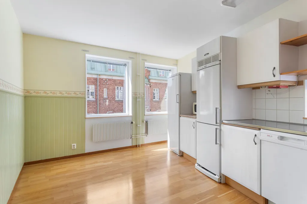 Cuisine - Apartment with Balcony in Eskilstuna