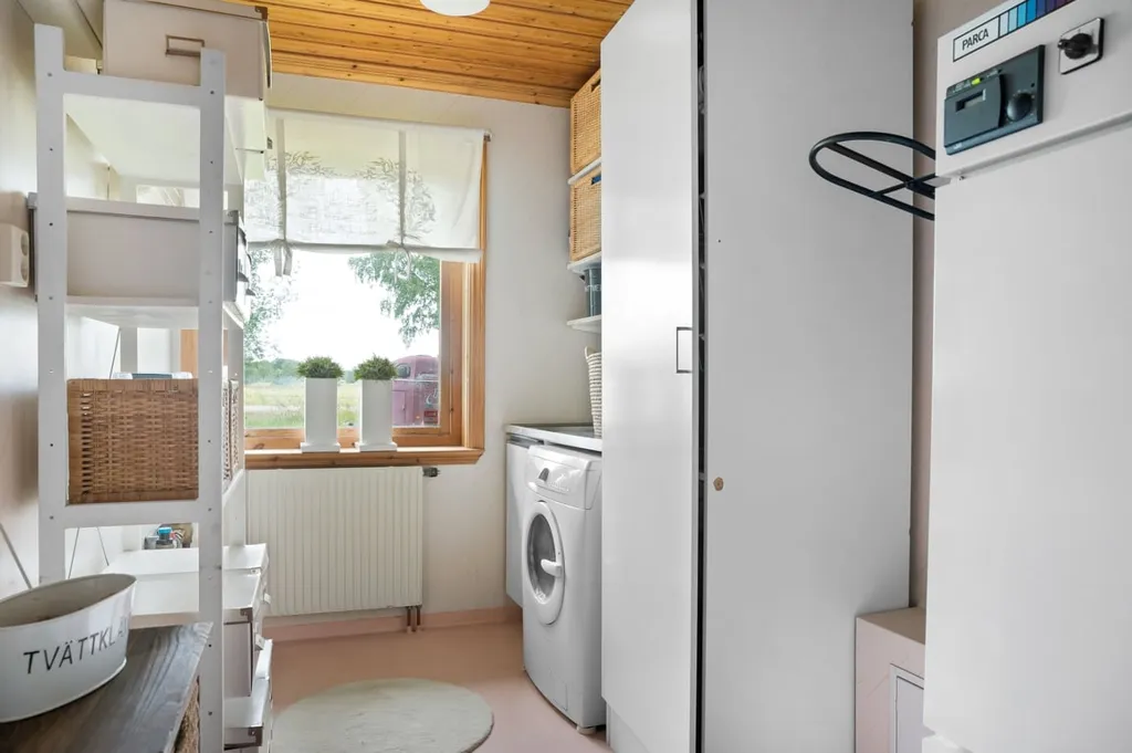 Buanderie - Charming Villa with Garden in Lantligt Setting