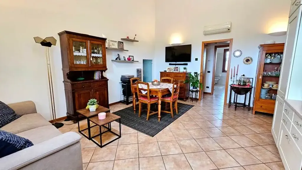Elutuba - Trilocale with Garden View in Spilamberto