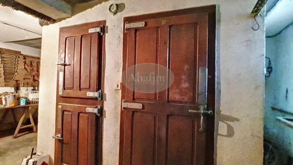 hallway_entrance