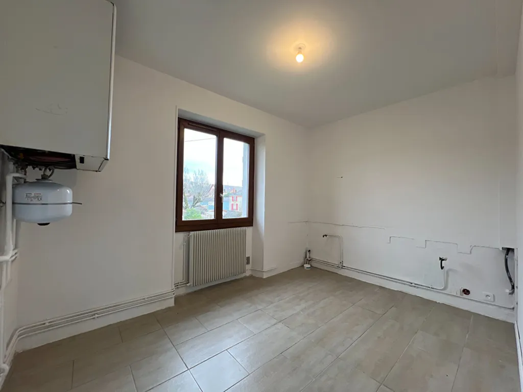 Pièces - Appartement avec Jardin et Garage à Bar-le-Duc