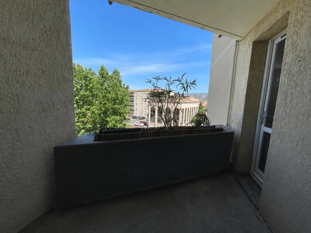Balcon - Appartement Lumineux avec Garage dans Résidence Sécurisée
