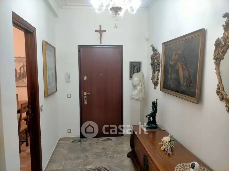 Hallway - Spacious Apartment with Balcony in Cremona