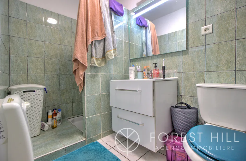 Bathrooms - Village House with Parking in Céret