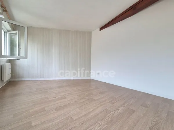 Pièces - Appartement 2 Pièces avec Terrasse au Centre de Royan
