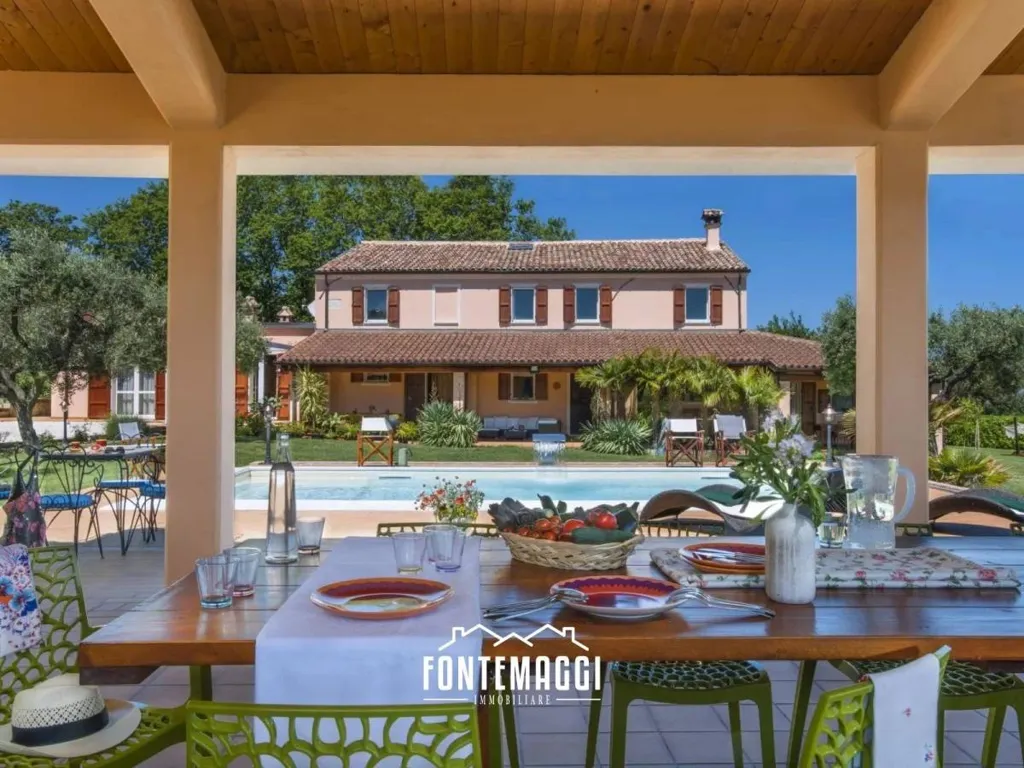 Terrasse - Villa with Sea View in San Costanzo