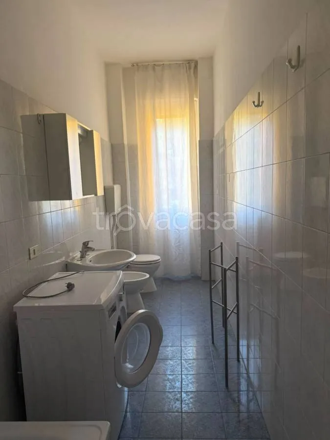 Central Apartment with Balcony in Modena