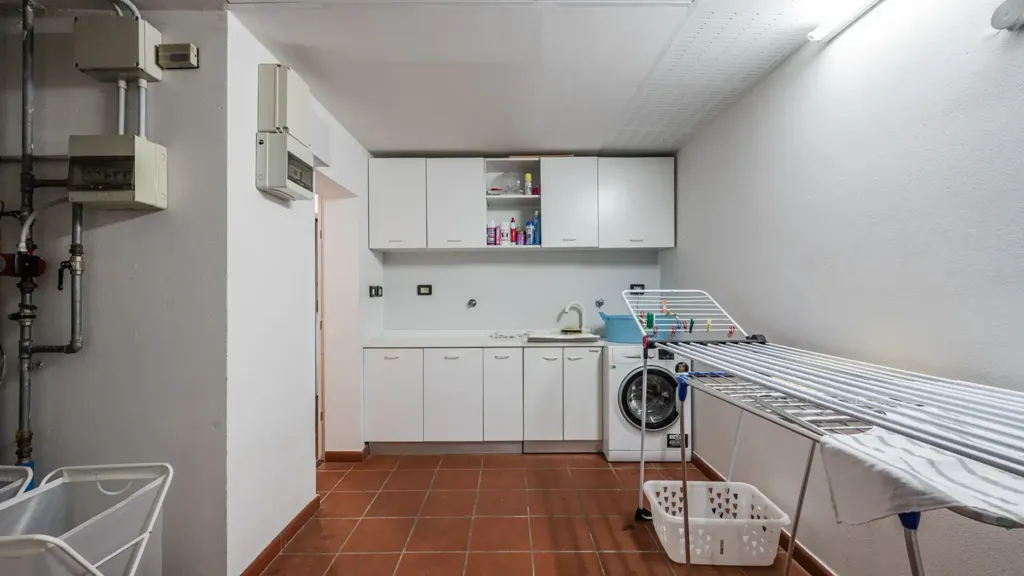 Lavanderia - Luxury Villa with Pool in Pianoro, Emilia-Romagna
