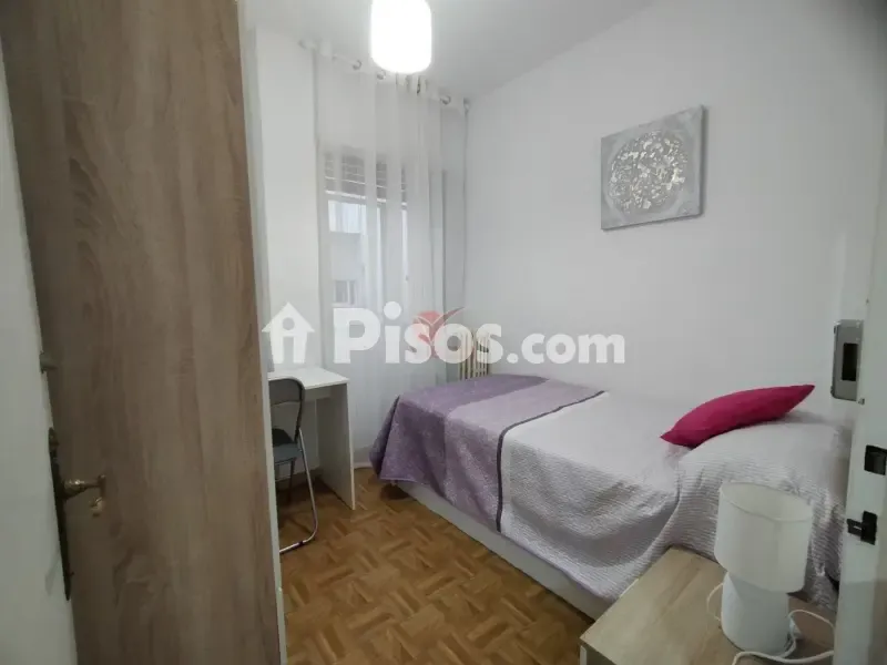 Bedrooms - Furnished Flat with Terrace in City Centre