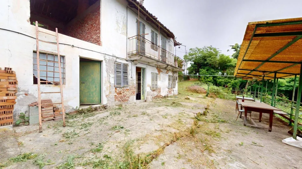 Jardin - Casale with Garden and Panoramic View in Bra