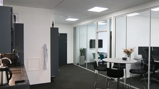 Bureau - Clinic Space with Plug and Play in Odense C