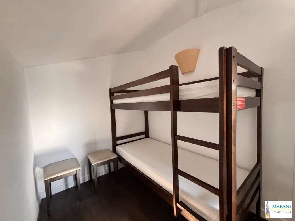 Chambres - Appartement Meublé avec Terrasse à Marans