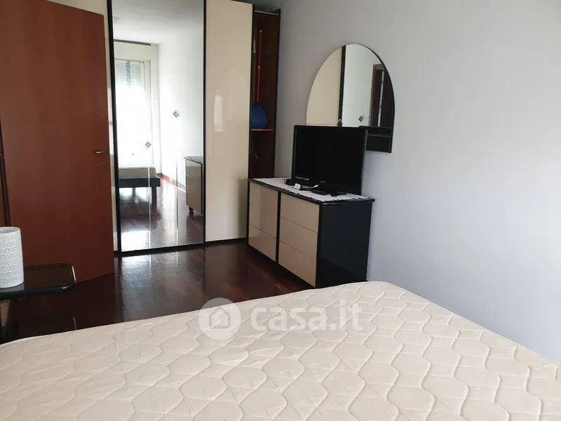 Dormitorios - Three-Bedroom Flat with Private Courtyard in Monfalcone