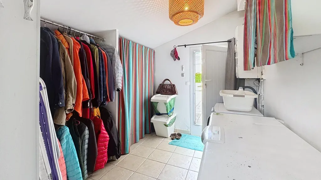Lavanderia - Renovated House with Pool in Merignac