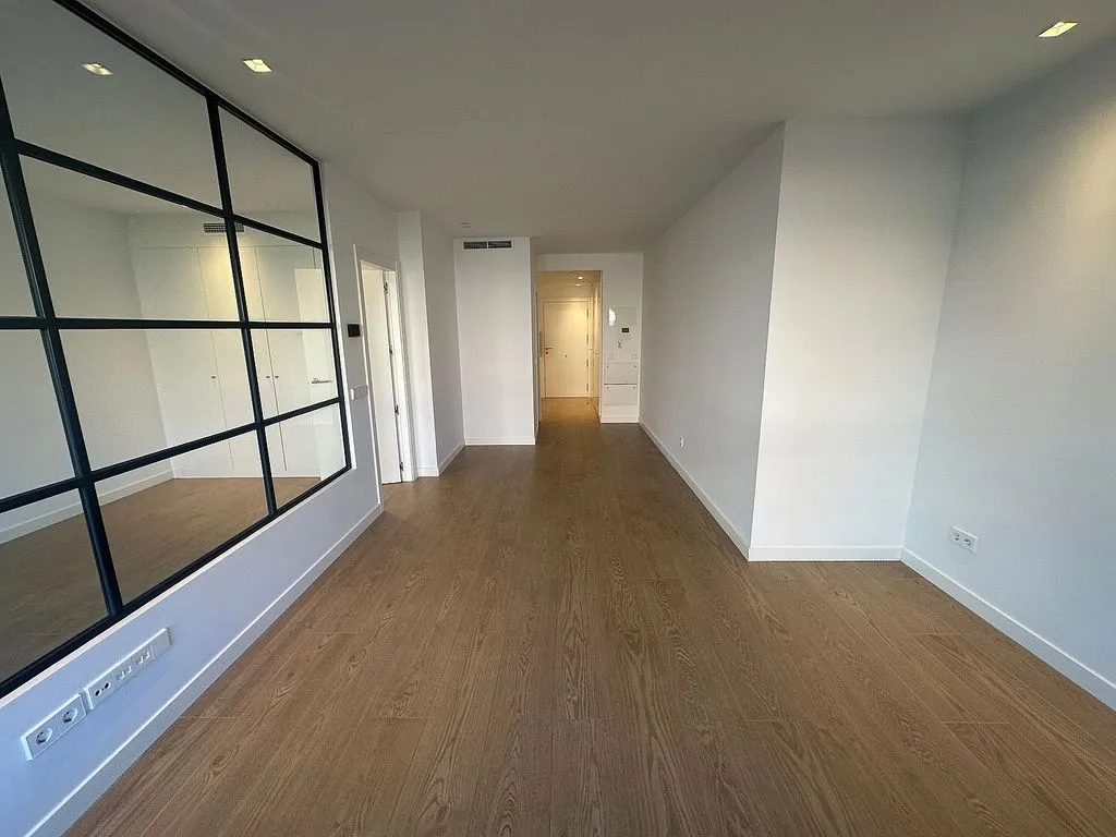 hallway_entrance