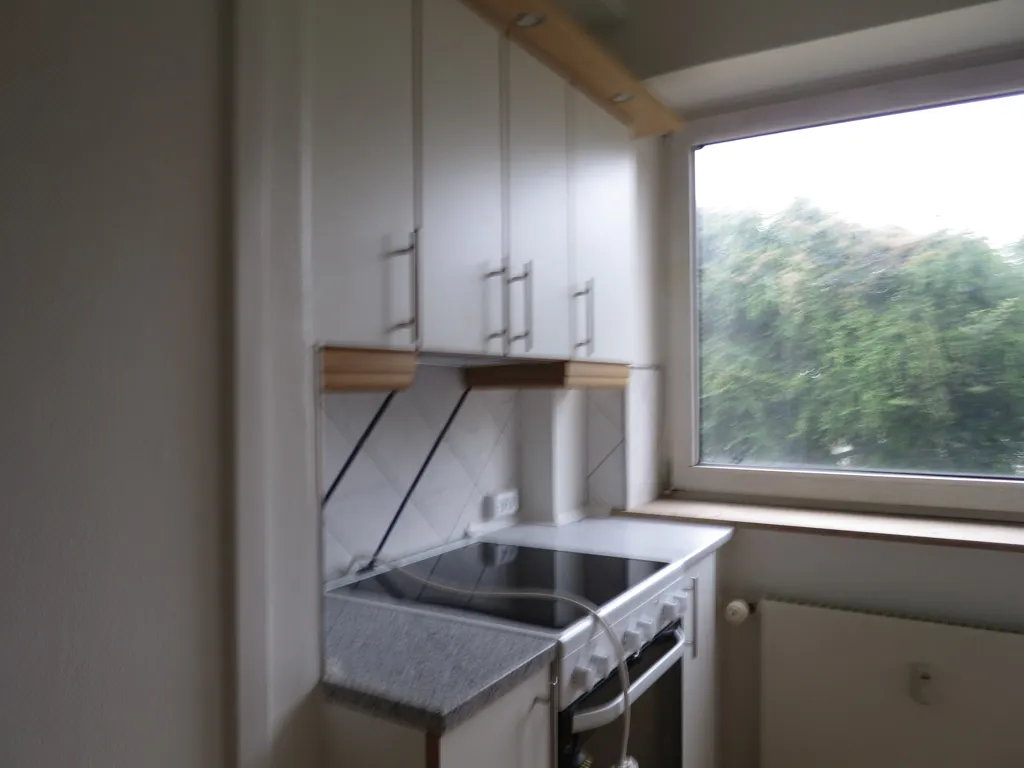 Köök - Renovated 2-Bedroom Flat with Balcony in Odense C