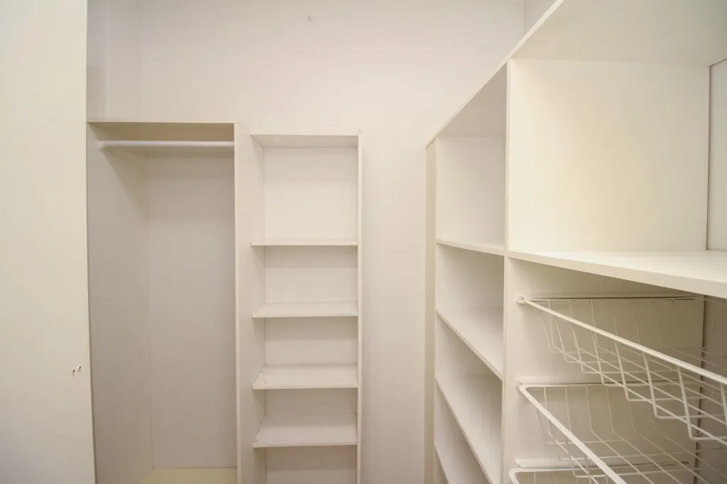 Toad - Spacious Flat with Balcony in Kurkimäki, Helsinki