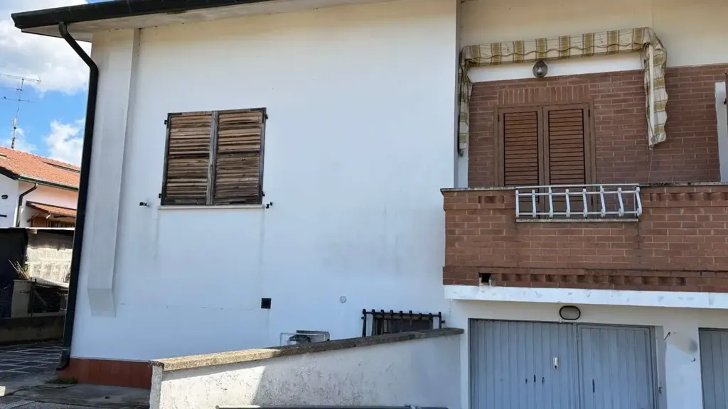 Exterior - Bifamiliar Villa with Private Garden in Formignana