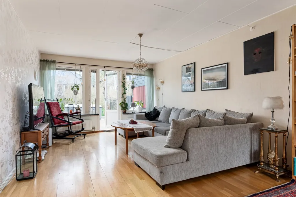 Living Room - 1½-Storey Villa with Spa Deck in Quiet Suburb