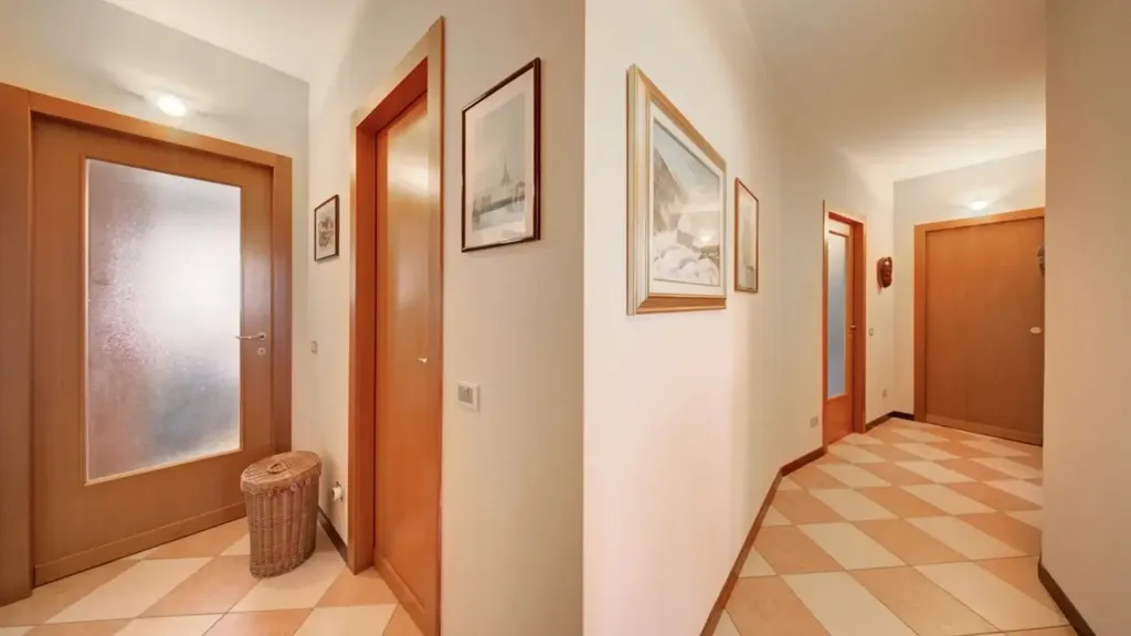 Ingresso - Apartment with Double Balcony in Turin