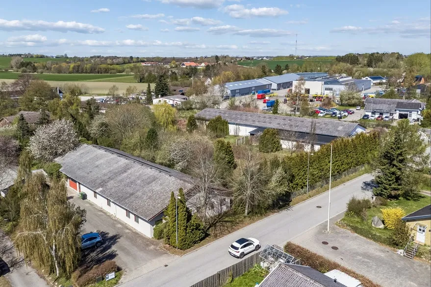 Õhuvaade - Business Property with Development Potential in Havdrup