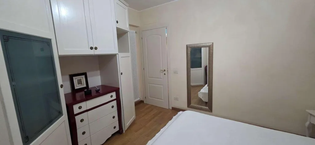 Magamistoad - Bifamiliar Villa with Private Garden in Rubiera