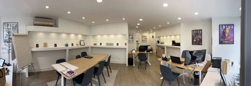 Bureau - Local Commercial avec Emplacement Prime à Arpajon