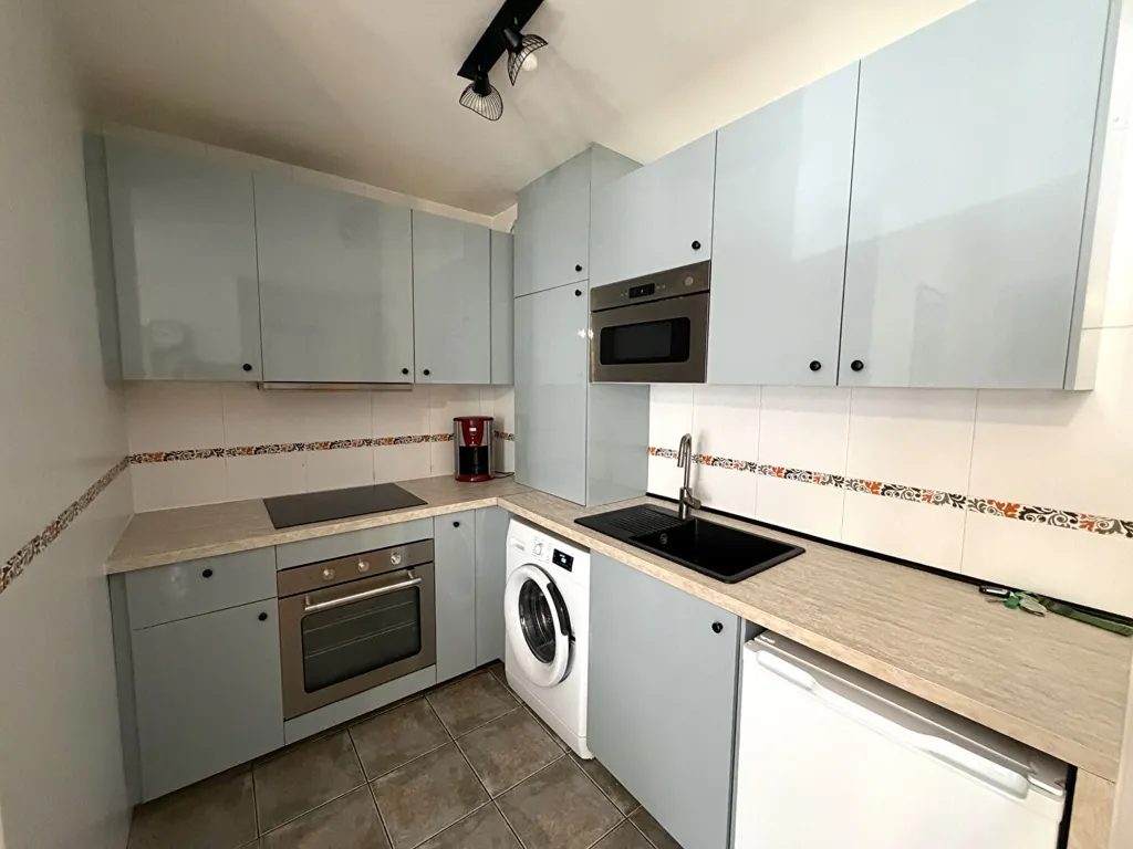 Köök - Centre Hendaye 2-Bed Flat with Parking